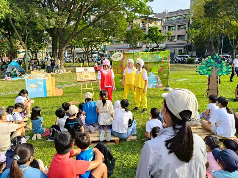 意啟故事志工劇團精采演出