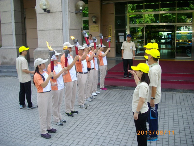 本所與他機關聖火交接情形